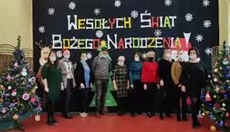 Życzenia świąteczne w wykonaniu nauczycieli i uczniów